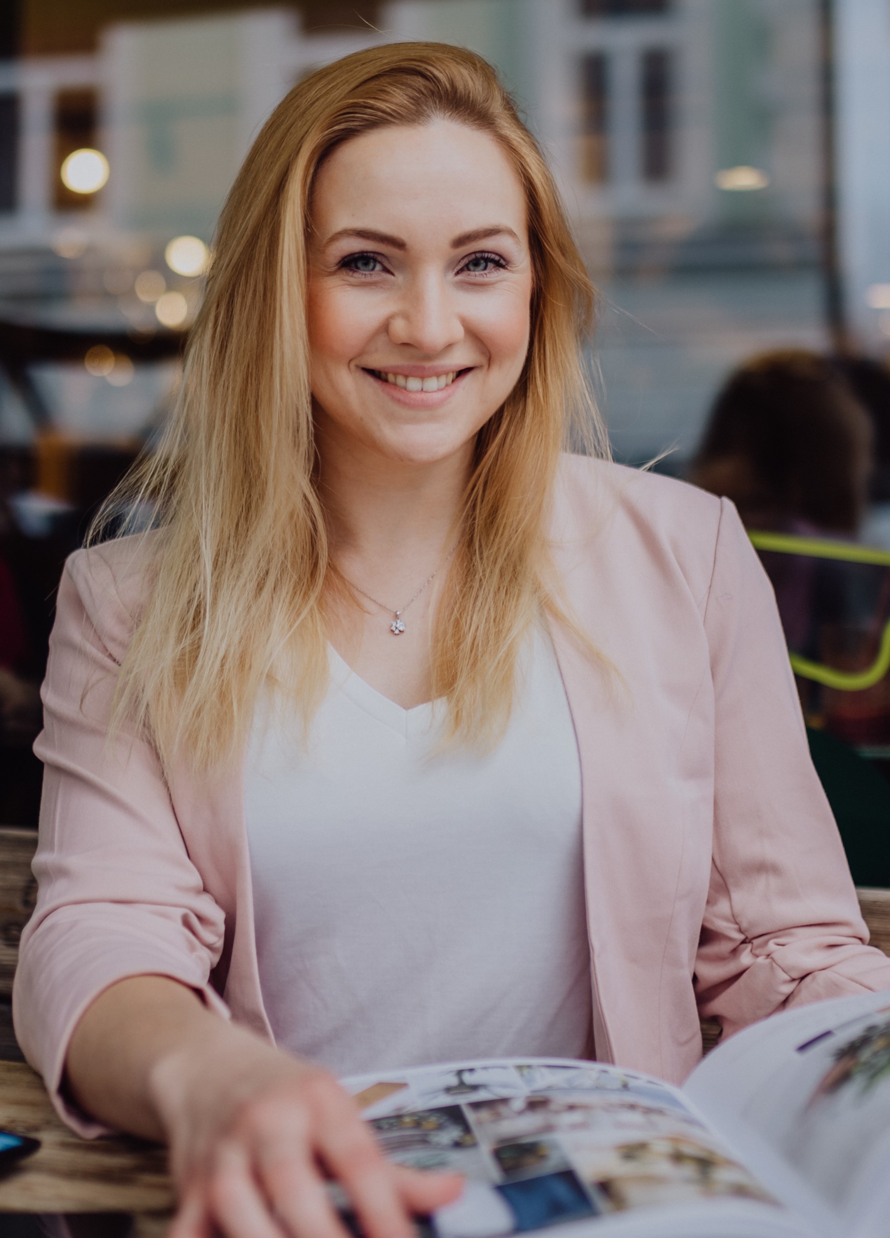 Ronja Weddings wedding planner mountain weddings Austria Allgäu Wedding planner for mountain weddings in Salzburg, Kempten, Innsbruck and other parts of Austria and the Allgäu