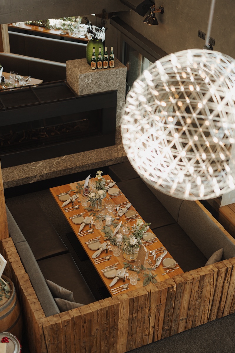 Stilvolle und moderne Berghochzeit auf einer Almhütte in Österreich in Tirol und Salzburg