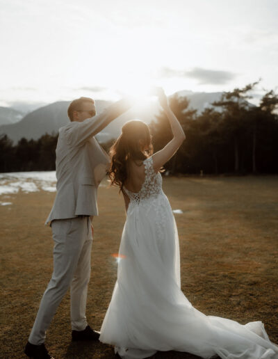 Abendstimmung auf einer Hochzeit auf der Stöttlalm in Tirol